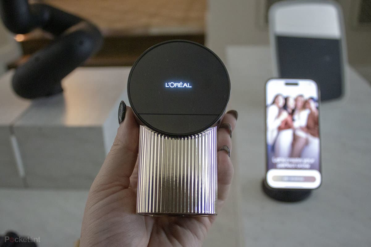Experience the magic of L'Oreal's augmented reality brow tool